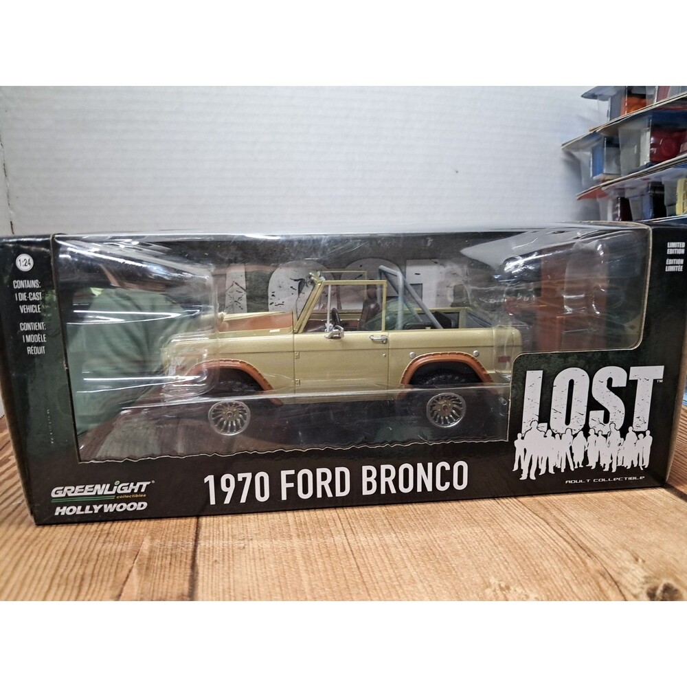 1:24 Scale 1970 Ford Bronco Model from TV Series "Lost"